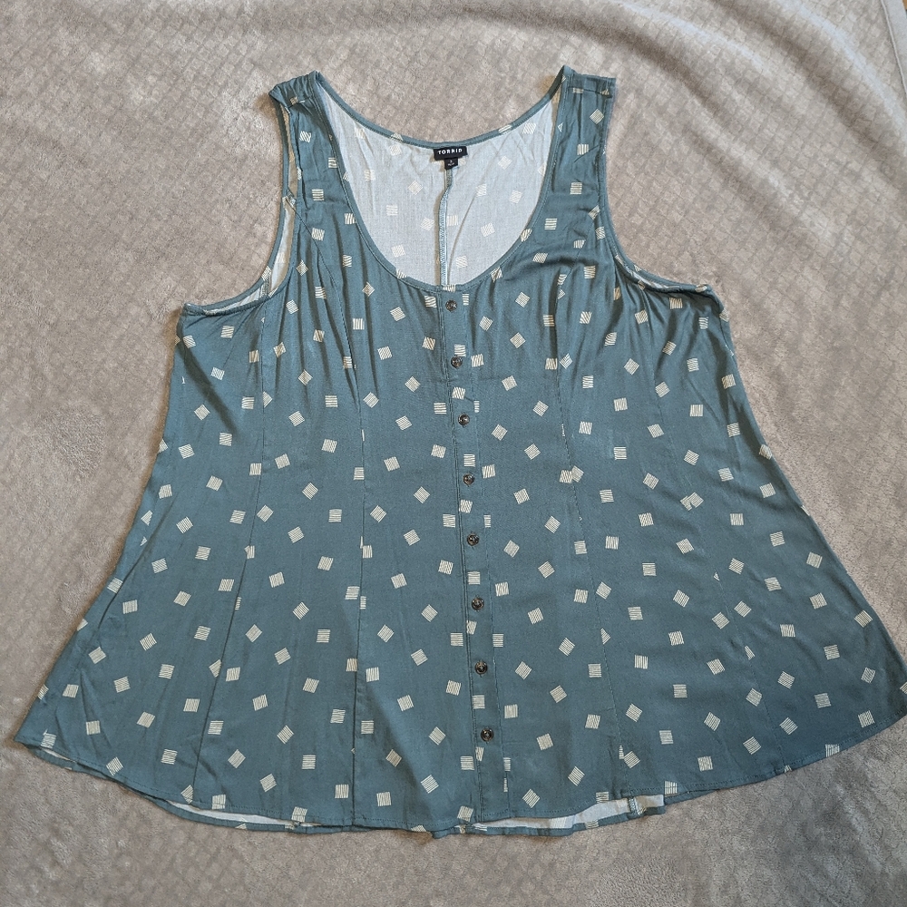 Torrid Teal Sleeveless Top with Square Pattern